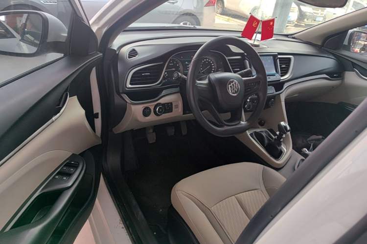 Used Buick GT 2015 15N Manual Elite Edition Driver Seat