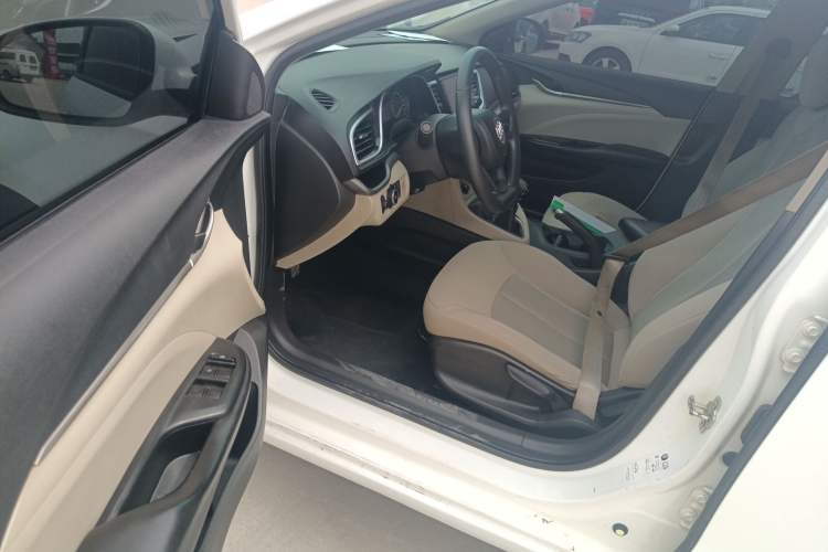 Used Buick GT 2015 15N Manual Elite Edition Driver Seat