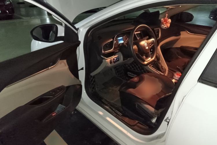Used Buick GT 2015 15N Automatic Elite Version Driver Seat