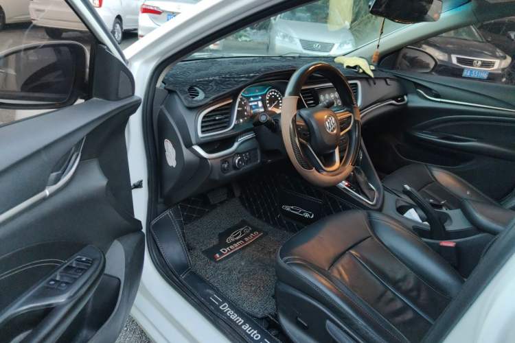 Used Buick GT 2015 18T Dual-Clutch Luxury Model Driver Seat