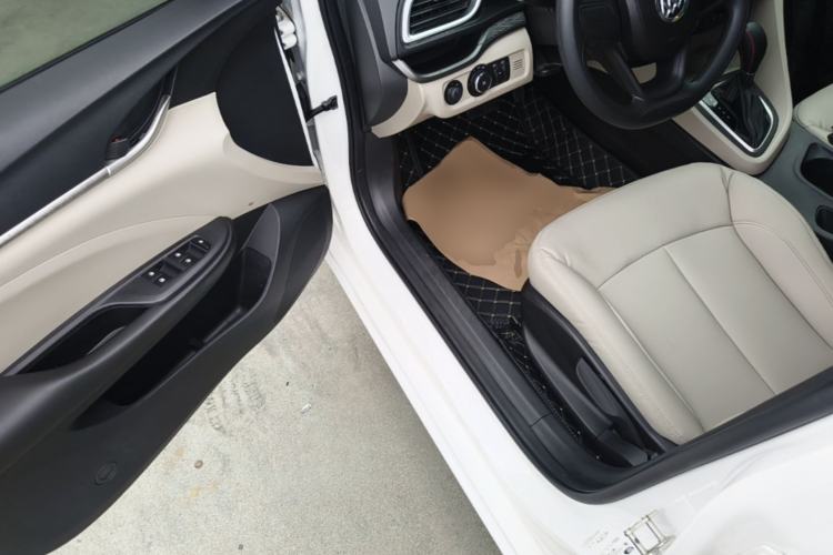 Used Buick GT 2015 15N Automatic Entry-Level Trim Driver Seat