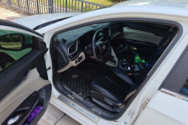 Used Buick GT 2015 15N Automatic Entry-Level Trim Driver Seat