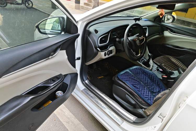 Used Buick GT 2015 15N Manual Elite Edition Driver Seat