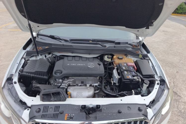 Used Buick GT 2015 15N Automatic Deluxe Edition Engine Bay
