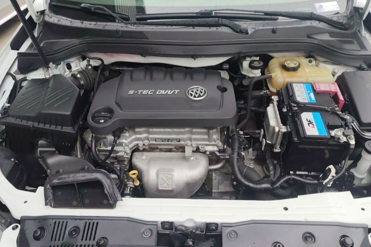 Used Buick GT 2015 15N Automatic Entry-Level Trim Engine Bay