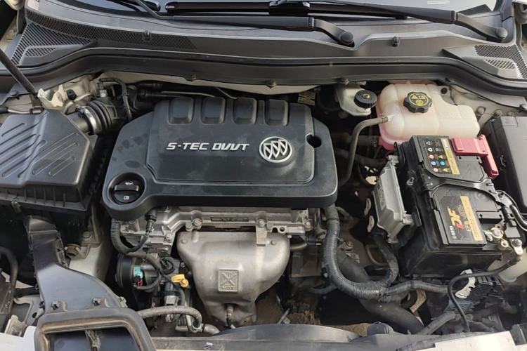 Used Buick GT 2015 15N Automatic Deluxe Edition Engine Bay