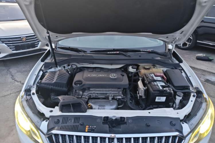 Used Buick GT 2015 15N Automatic Deluxe Edition Engine Bay
