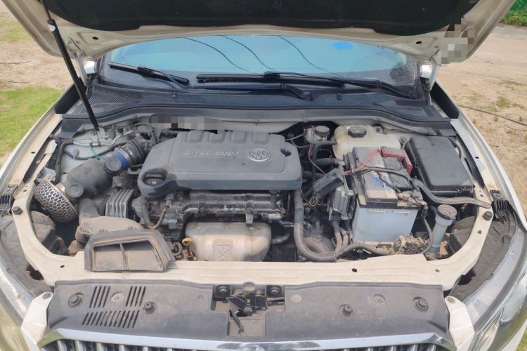 Used Buick GT 2015 15N Automatic Elite Version Engine Bay