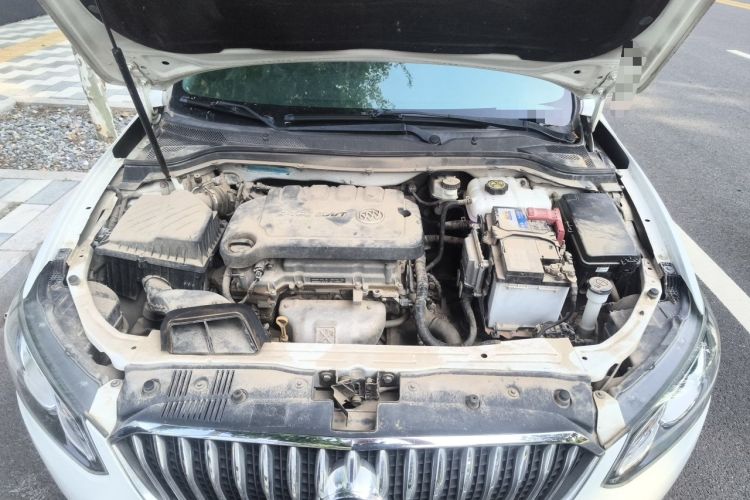 Used Buick GT 2015 15N Automatic Deluxe Edition Engine Bay