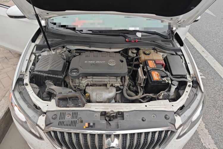 Used Buick GT 2015 15N Manual Entry-Level Trim Engine Bay