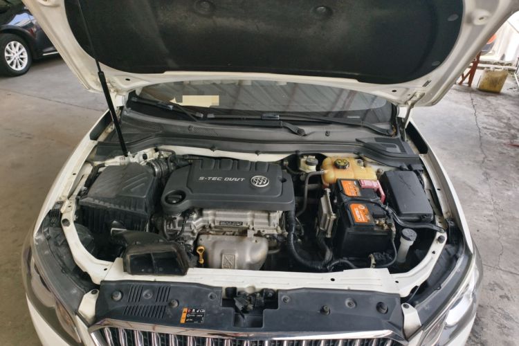 Used Buick GT 2015 15N Automatic Entry-Level Trim Engine Bay