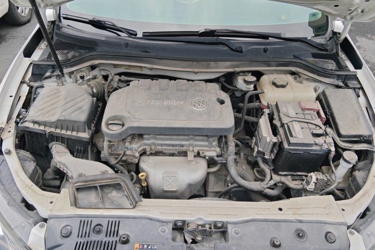 Used Buick GT 2015 15N Automatic Elite Version Engine Bay