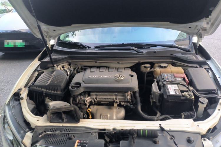 Used Buick GT 2015 15N Automatic Deluxe Edition Engine Bay