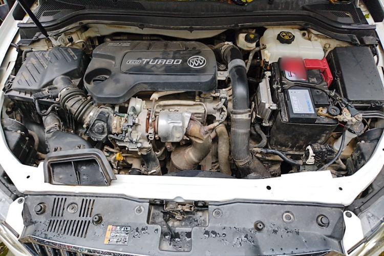 Used Buick GT 2015 18T Dual-Clutch Luxury Model Engine Bay
