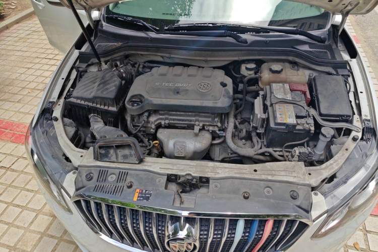 Used Buick GT 2015 15N Automatic Deluxe Edition Engine Bay
