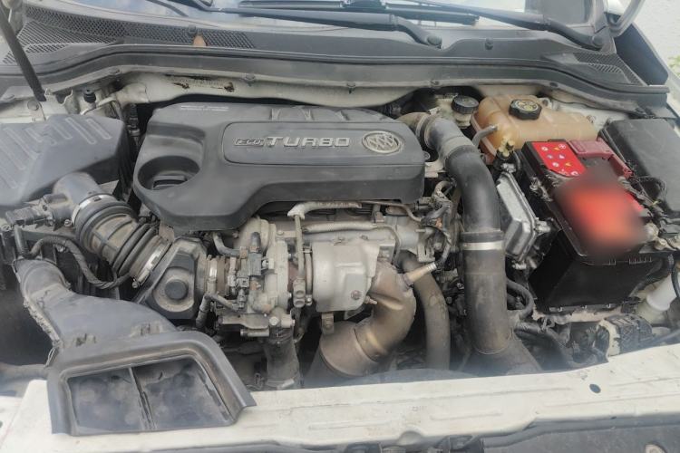 Used Buick GT 2015 18T Dual-Clutch Luxury Model Engine Bay