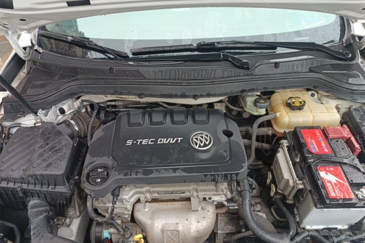 Used Buick GT 2015 15N Automatic Deluxe Edition Engine Bay