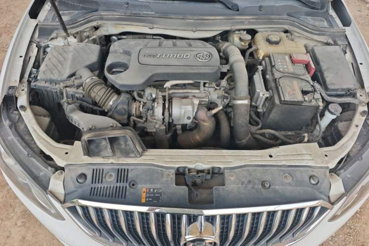 Used Buick GT 2015 18T Dual-Clutch Elite Model Engine Bay