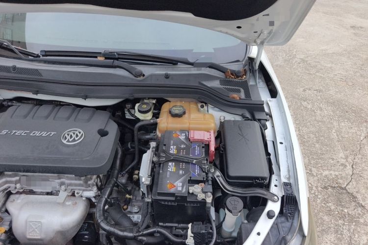 Used Buick GT 2015 15N Automatic Deluxe Edition Engine Bay Left