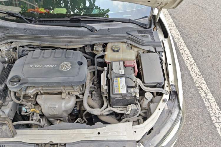 Used Buick GT 2015 15N Automatic Elite Version Engine Bay Left