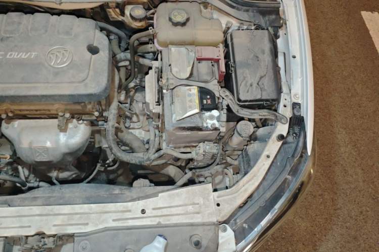 Used Buick GT 2015 15N Automatic Elite Version Engine Bay Left