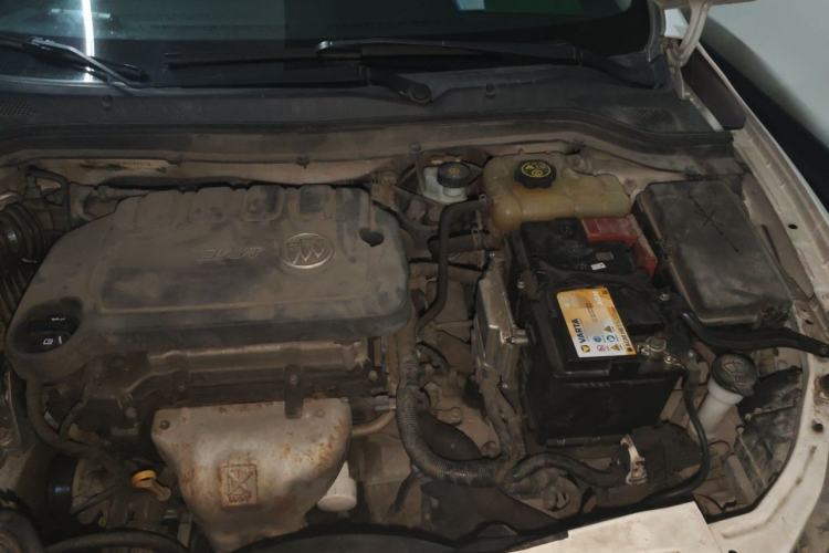 Used Buick GT 2015 15N Automatic Elite Version Engine Bay Left