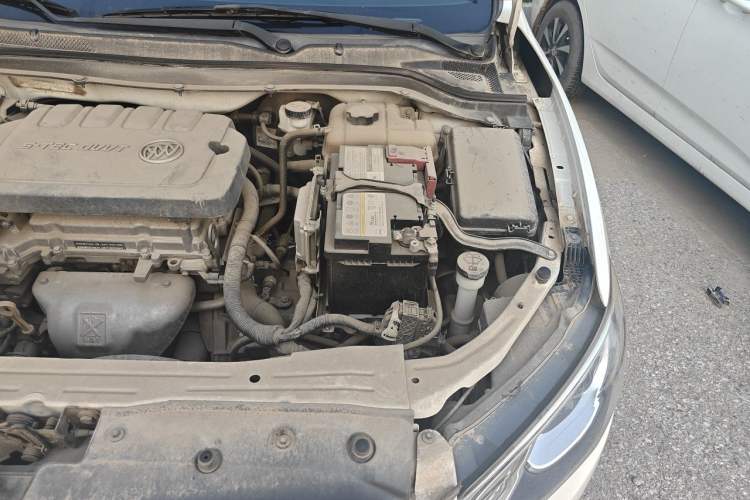 Used Buick GT 2015 15N Automatic Elite Version Engine Bay Left