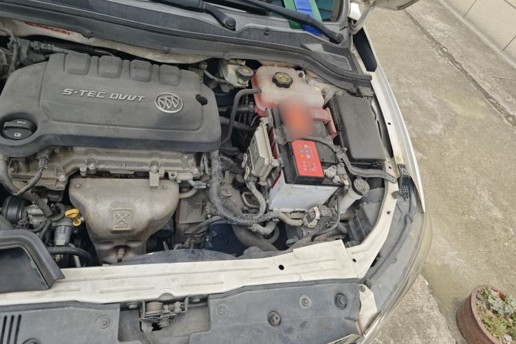 Used Buick GT 2015 15N Automatic Elite Version Engine Bay Left