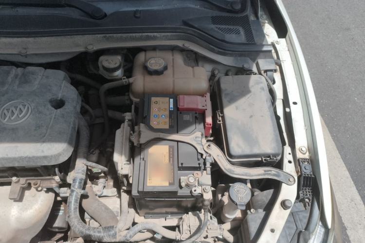 Used Buick GT 2015 15N Automatic Elite Version Engine Bay Left