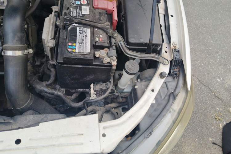 Used Buick GT 2015 18T Dual-Clutch Luxury Model Engine Bay Left