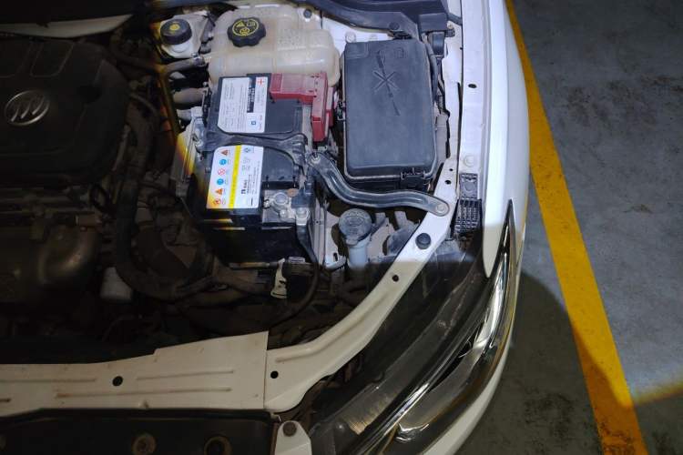 Used Buick GT 2015 15N Automatic Elite Version Engine Bay Left