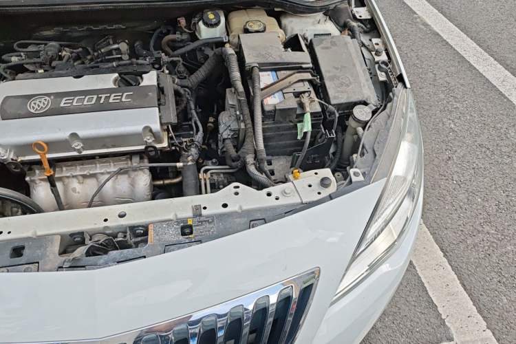 Used Buick GT 2015 15N Automatic Entry-Level Trim Engine Bay Left