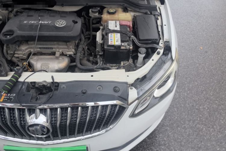 Used Buick GT 2015 15N Manual Elite Edition Engine Bay Left