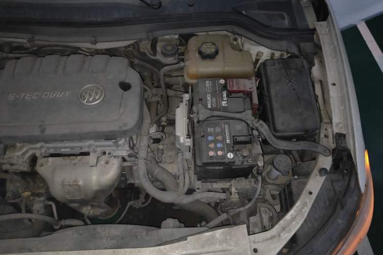 Used Buick GT 2015 15N Automatic Elite Version Engine Bay Left