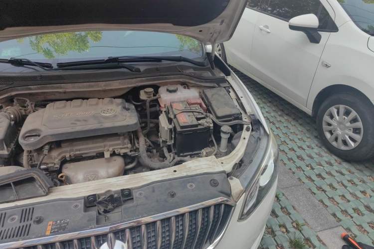 Used Buick GT 2015 15N Automatic Elite Version Engine Bay Left
