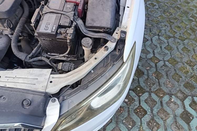Used Buick GT 2015 15N Automatic Elite Version Engine Bay Left
