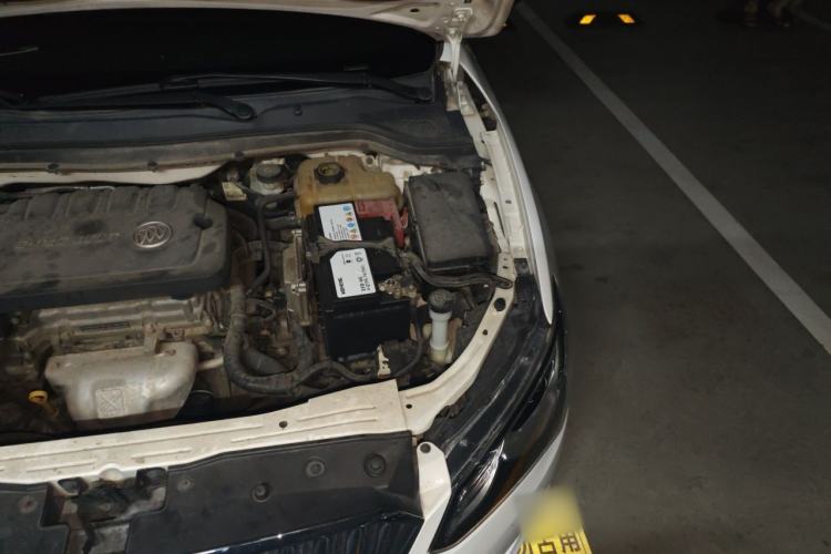 Used Buick GT 2015 15N Automatic Deluxe Edition Engine Bay Left