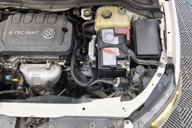 Used Buick GT 2015 15N Automatic Deluxe Edition Engine Bay Left