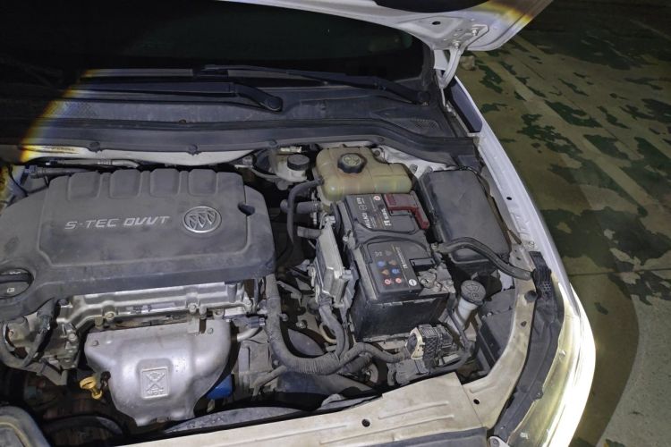 Used Buick GT 2015 15N Automatic Elite Version Engine Bay Left
