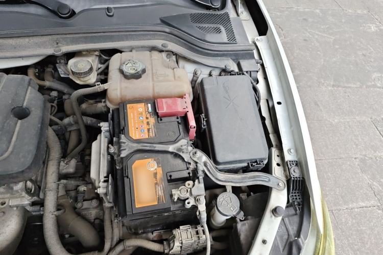 Used Buick GT 2015 15N Automatic Deluxe Edition Engine Bay Left