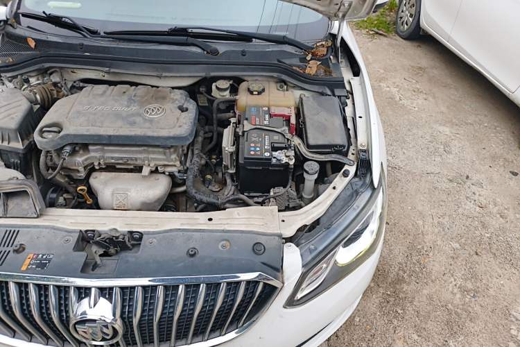 Used Buick GT 2015 15N Automatic Deluxe Edition Engine Bay Left