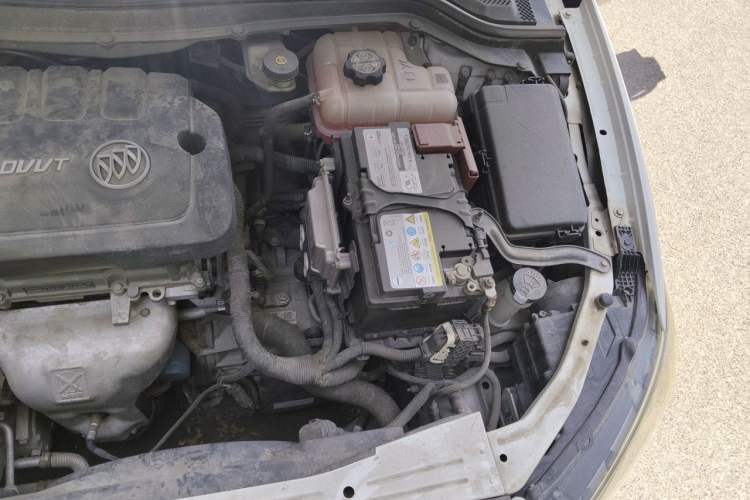 Used Buick GT 2015 15N Automatic Elite Version Engine Bay Left