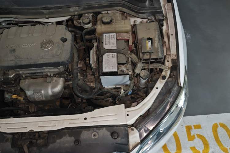 Used Buick GT 2015 15N Automatic Elite Version Engine Bay Left
