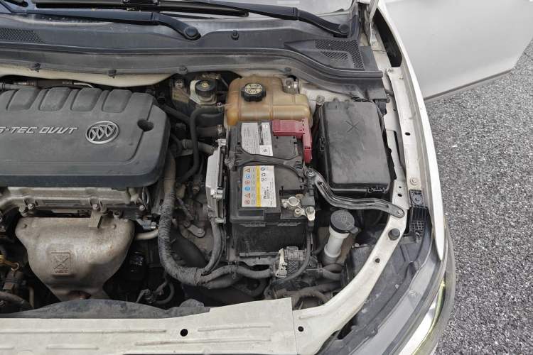 Used Buick GT 2015 15N Automatic Elite Version Engine Bay Left