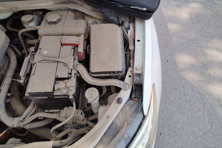 Used Buick GT 2015 15N Automatic Elite Version Engine Bay Left