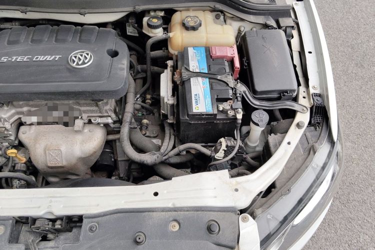 Used Buick GT 2015 15N Automatic Deluxe Edition Engine Bay Left
