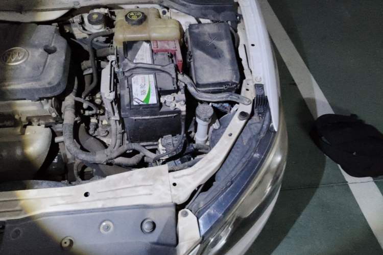 Used Buick GT 2015 15N Automatic Elite Version Engine Bay Left