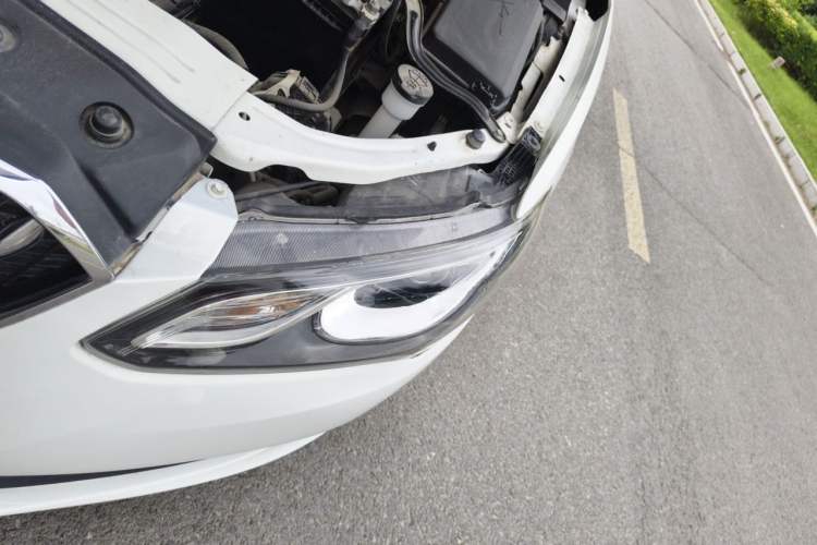 Used Buick GT 2015 15N Automatic Deluxe Edition Engine Bay Left