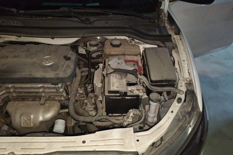 Used Buick GT 2015 15N Automatic Deluxe Edition Engine Bay Left