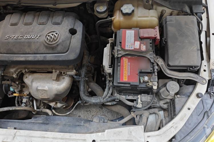 Used Buick GT 2015 15N Manual Elite Edition Engine Bay Left